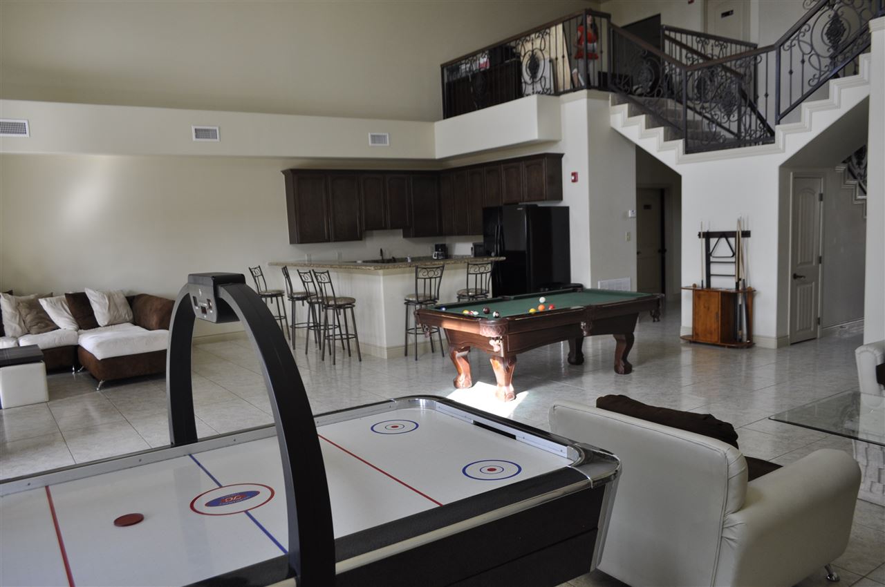 8216 Casa Verde Road, Unit E163 Laredo, TX 78041 - Photo 13 of 20 a view of a living room with furniture