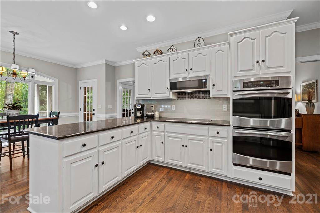 9036 Ranch View Court Matthews, NC 28104 - Photo 15 of 45 Gallery Image 15