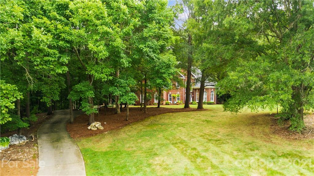9036 Ranch View Court Matthews, NC 28104 - Photo 3 of 45 Gallery Image 3