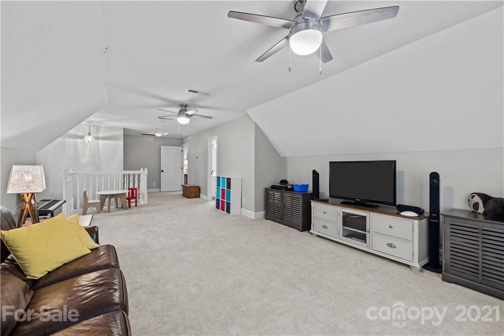 9036 Ranch View Court Matthews, NC 28104 - Photo 37 of 45 Gallery Image 37