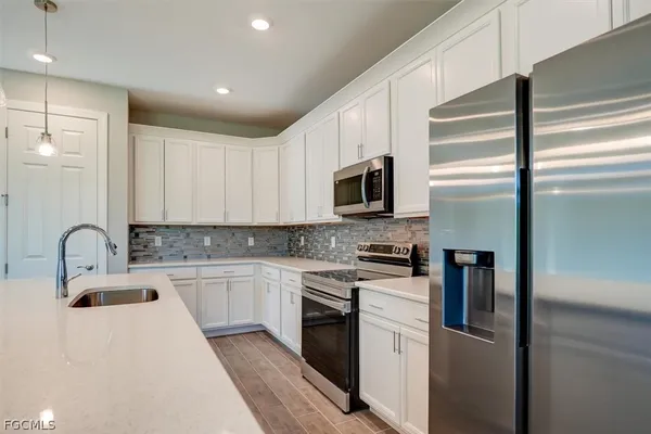 $2,100 | 4313 Northwest 27th Terrace, Cape Coral, FL 33993