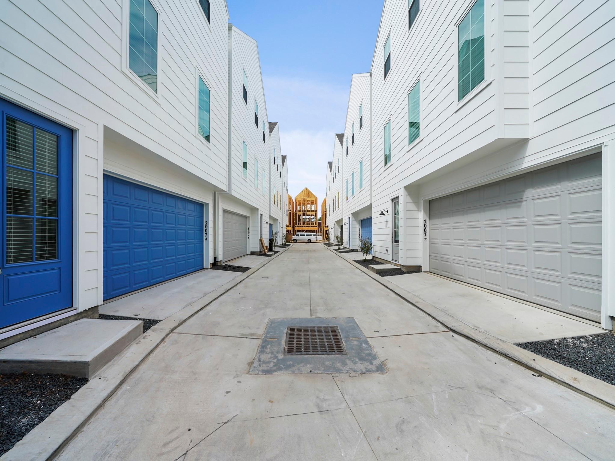 2007 Bauer Drive, Unit A Houston, TX 77080 - Photo 3 of 35 a view of entrance of building