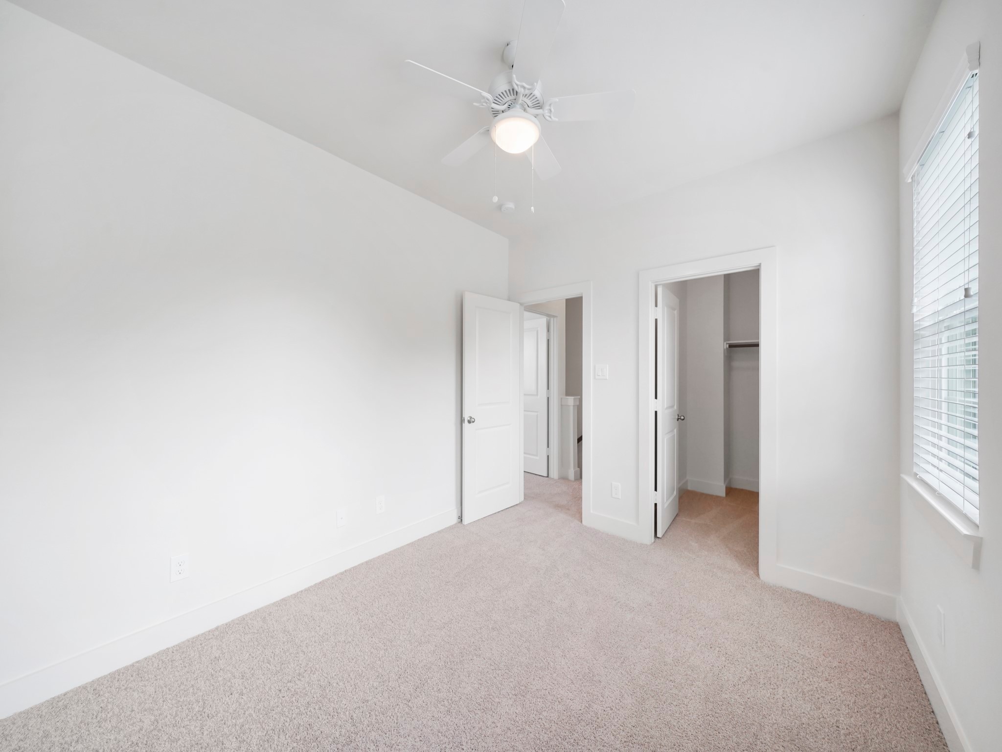 2007 Bauer Drive, Unit A Houston, TX 77080 - Photo 33 of 35 a view of an empty room with a window