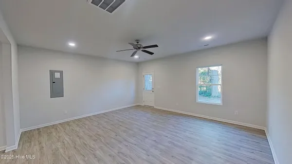 $1,850 | 460 Maides Avenue, Wilmington, NC 28405