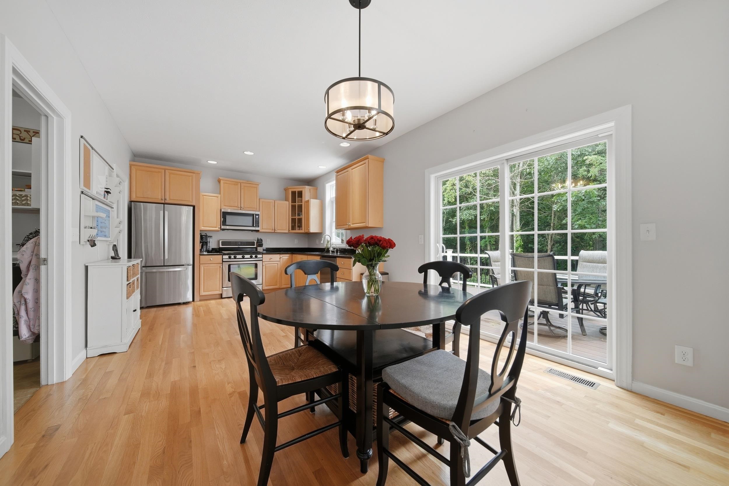 9 Grapevine Road Merrimack, NH 03054 - Photo 18 of 49 Gallery Image 18
