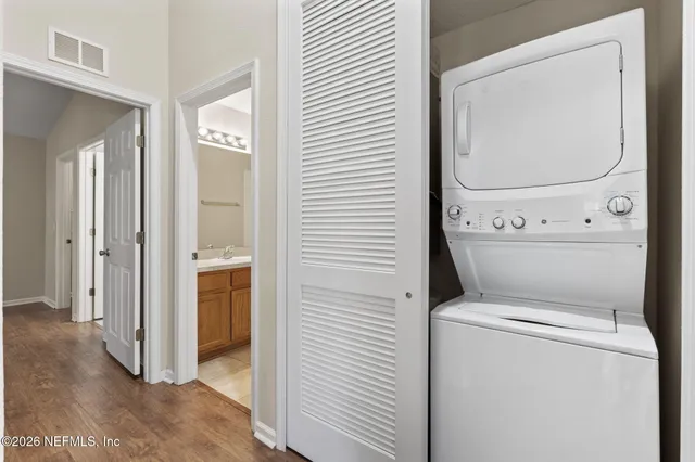 a view of a storage & utility room with washer and dryer