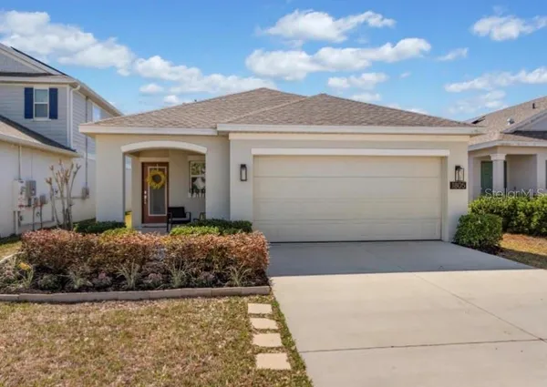 $2,380 | 1805 Heart Lk Drive, Groveland, FL 34736