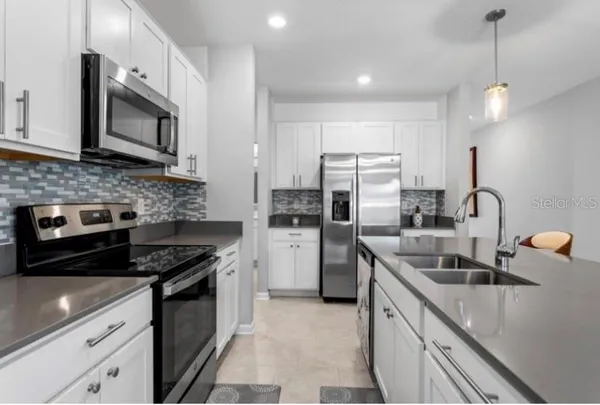 $2,380 | 1805 Heart Lk Drive, Groveland, FL 34736