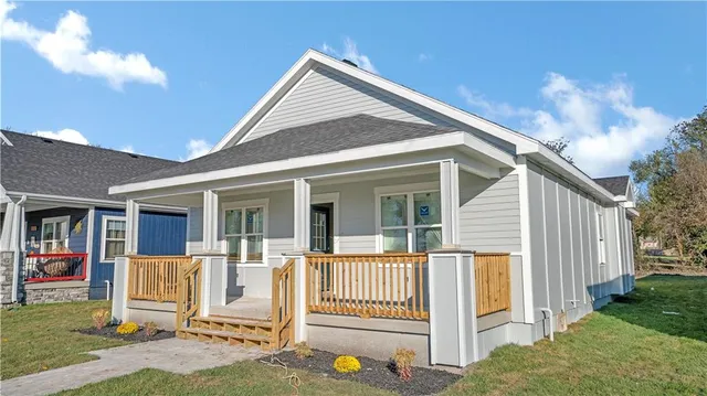 $289,000 | 716 Chestnut Avenue, Osawatomie, KS 66064