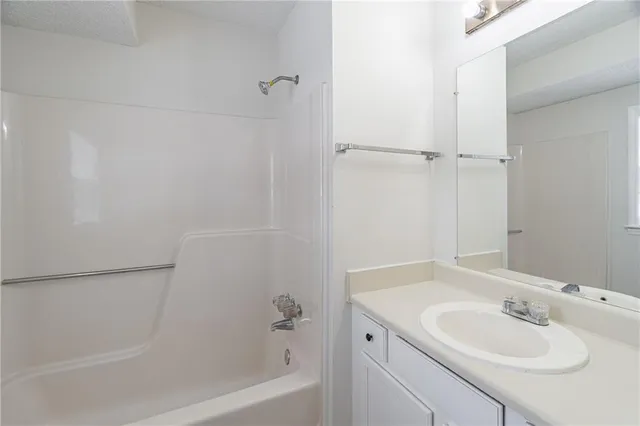 $1,600 | 1054 Old Holcomb Bridge Road, Roswell, GA 30076