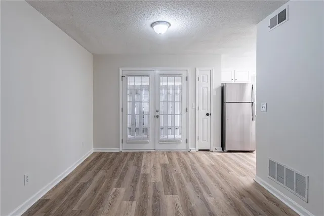 $1,600 | 1054 Old Holcomb Bridge Road, Roswell, GA 30076