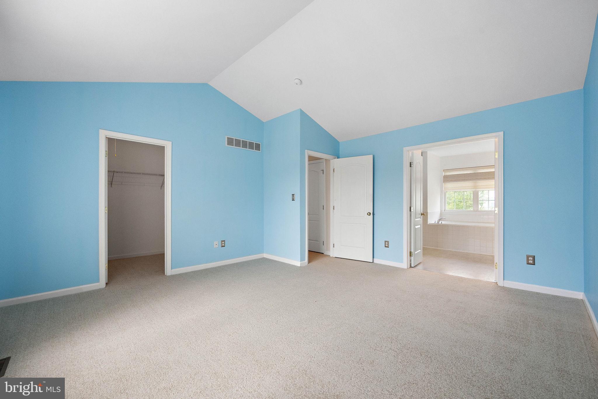704 Shipton Road Bear, DE 19701 - Photo 22 of 32 There's a walk-in closet and private bath