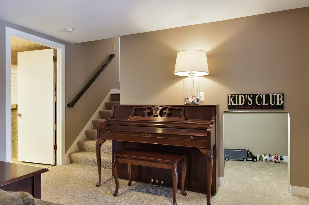 6905 Antrim Road Edina, MN 55439 - Photo 27 of 40