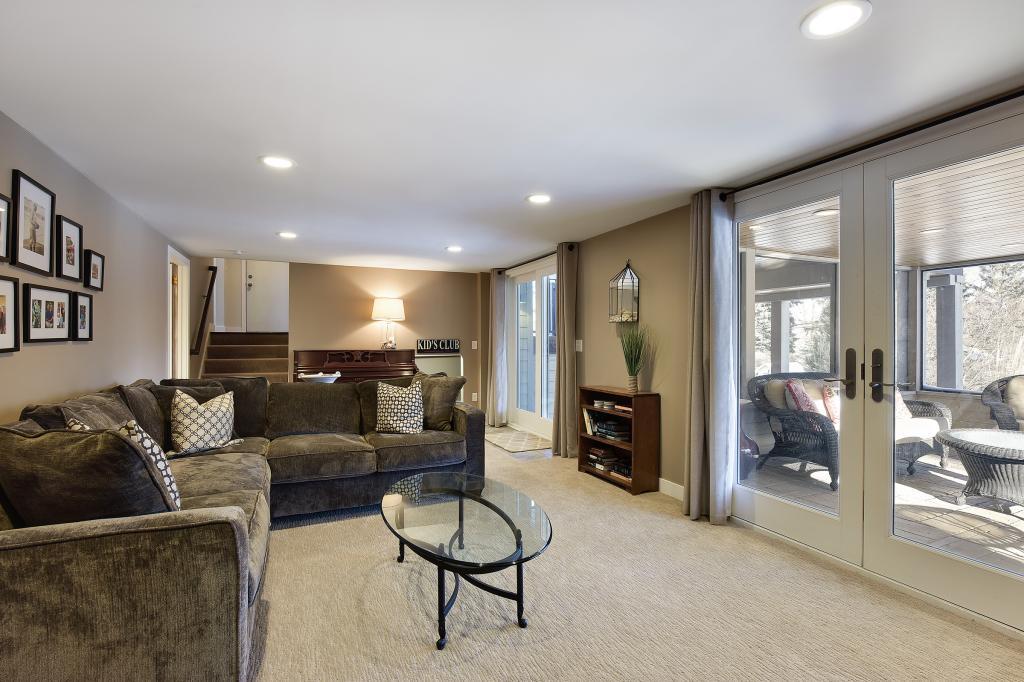 6905 Antrim Road Edina, MN 55439 - Photo 30 of 40