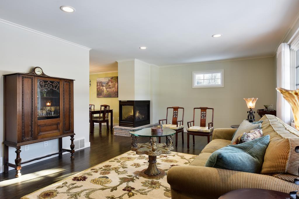 6905 Antrim Road Edina, MN 55439 - Photo 6 of 40