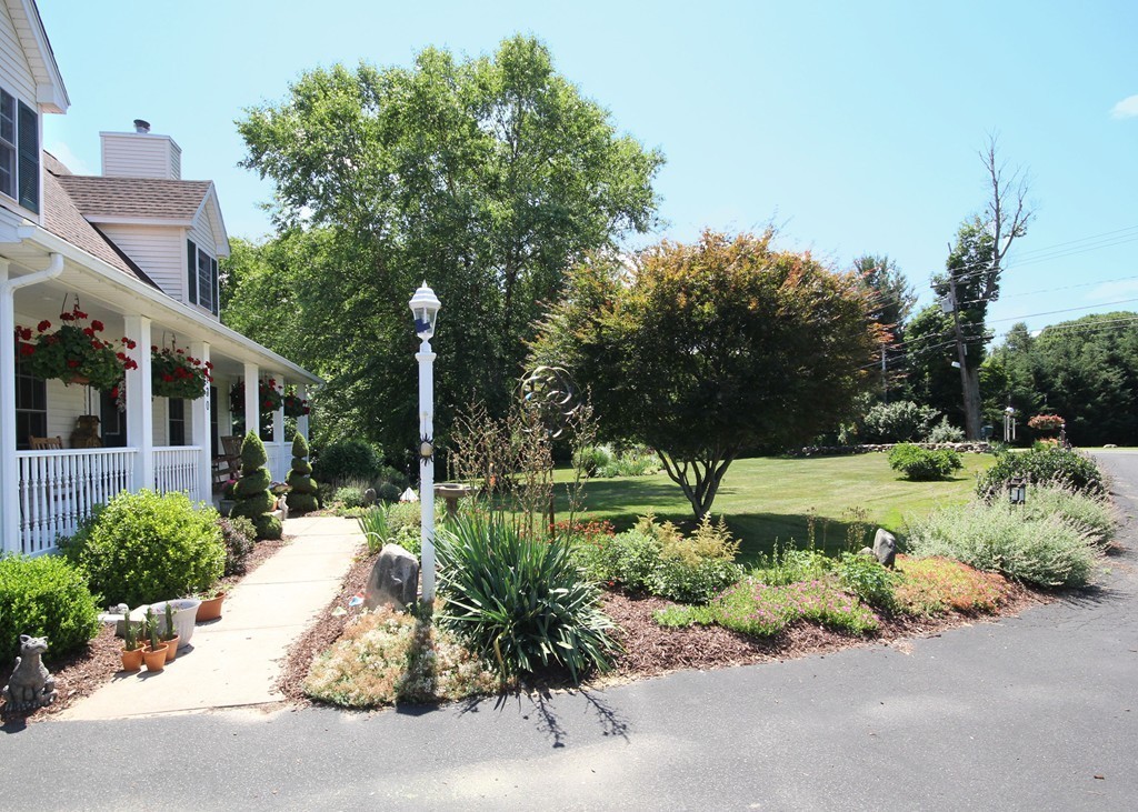 130 Vining Hill Road Southwick, MA 01077 - Photo 3 of 23 Gallery Image 3