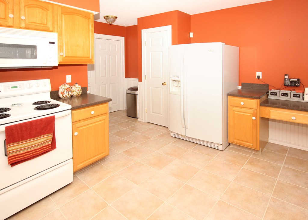 130 Vining Hill Road Southwick, MA 01077 - Photo 9 of 23 Gallery Image 9