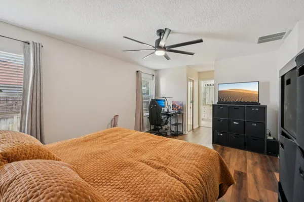 $2,950 | 5920 Northwest Wolverine Road, Port St. Lucie, FL 34986