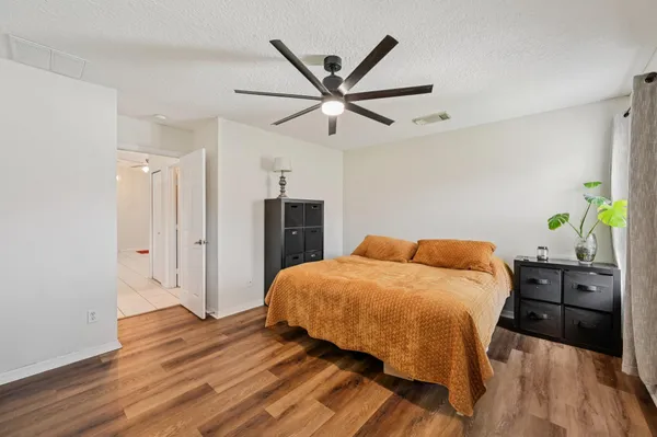 $2,950 | 5920 Northwest Wolverine Road, Port St. Lucie, FL 34986