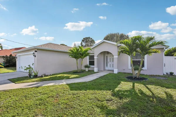 $2,950 | 5920 Northwest Wolverine Road, Port St. Lucie, FL 34986