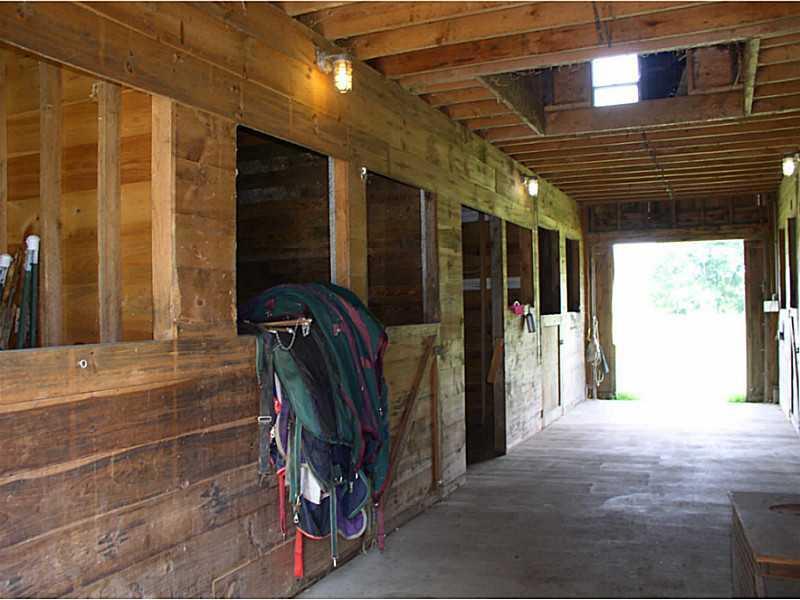 74 Birch Hill Road York, ME 03909 - Photo 24 of 33 Stable/Barn.