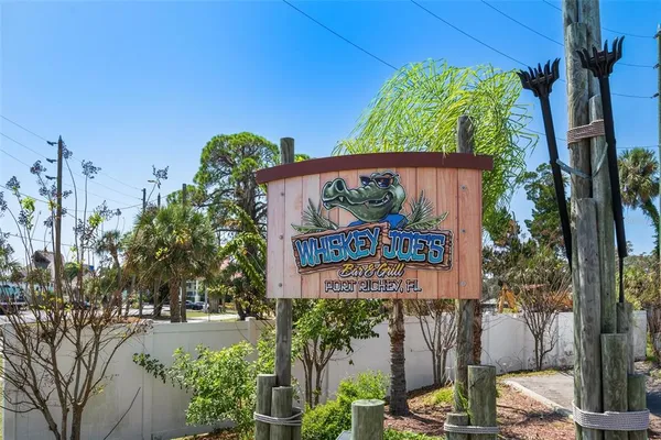 $1,800 | 8211 Brent Street, Unit 836, Port Richey, FL 34668