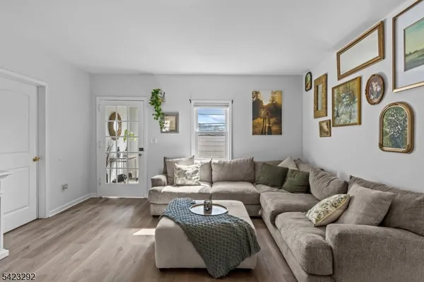 $1,200,000 | 190 Stevens Avenue, Cedar Grove, NJ 07009