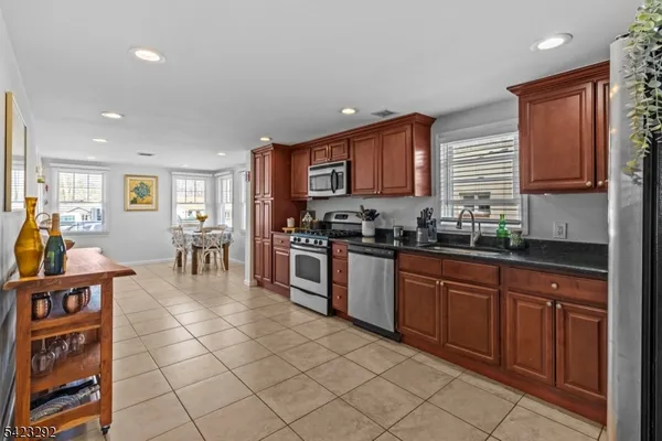 $1,200,000 | 190 Stevens Avenue, Cedar Grove, NJ 07009