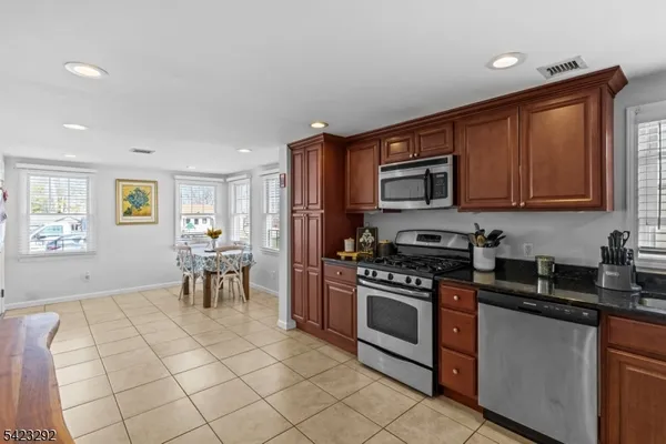$1,200,000 | 190 Stevens Avenue, Cedar Grove, NJ 07009