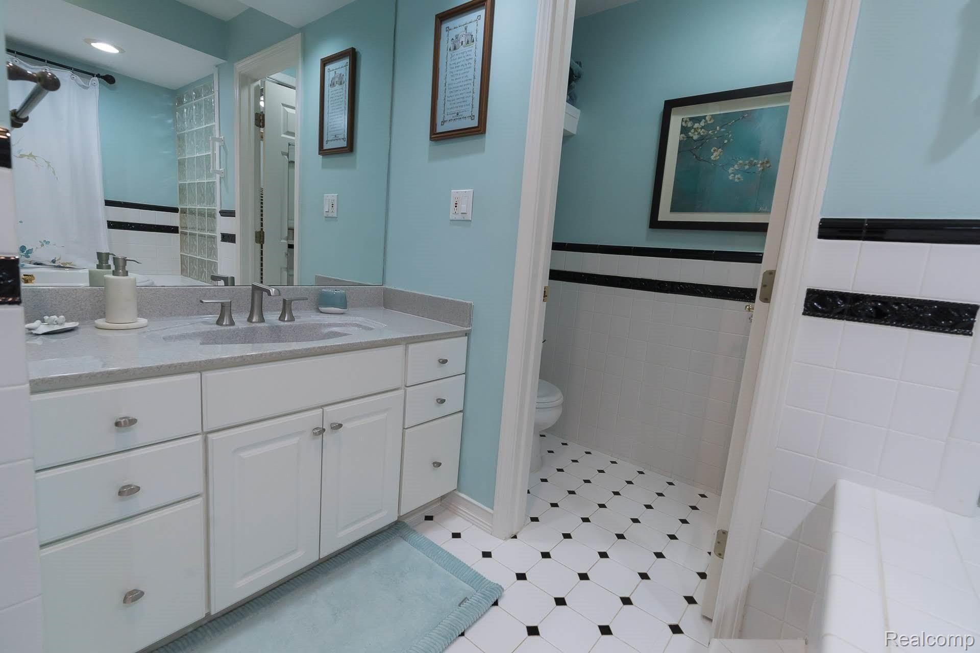 12220 County Line Road Ortonville, MI 48462 - Photo 20 of 48 RayRd2019Web-22.jpg
