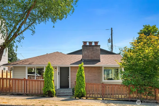 $799,000 | 4207 Southwest Thistle Street, Unit A, Seattle, WA 98136