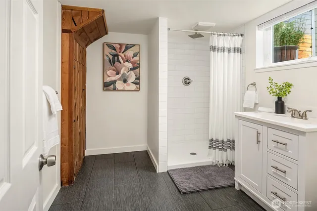 $799,000 | 4207 Southwest Thistle Street, Unit A, Seattle, WA 98136