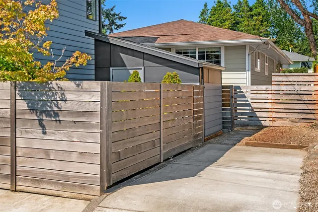 $799,000 | 4207 Southwest Thistle Street, Unit A, Seattle, WA 98136