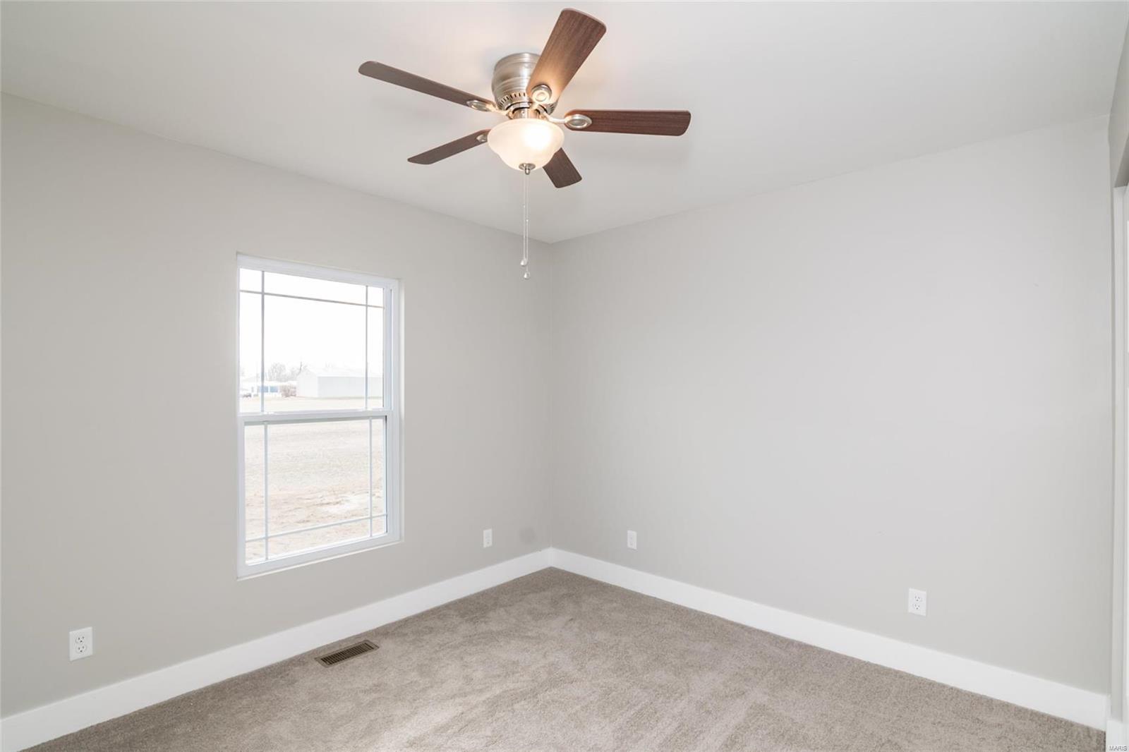 213 Ranchero Drive Hamel, IL 62046 - Photo 18 of 32