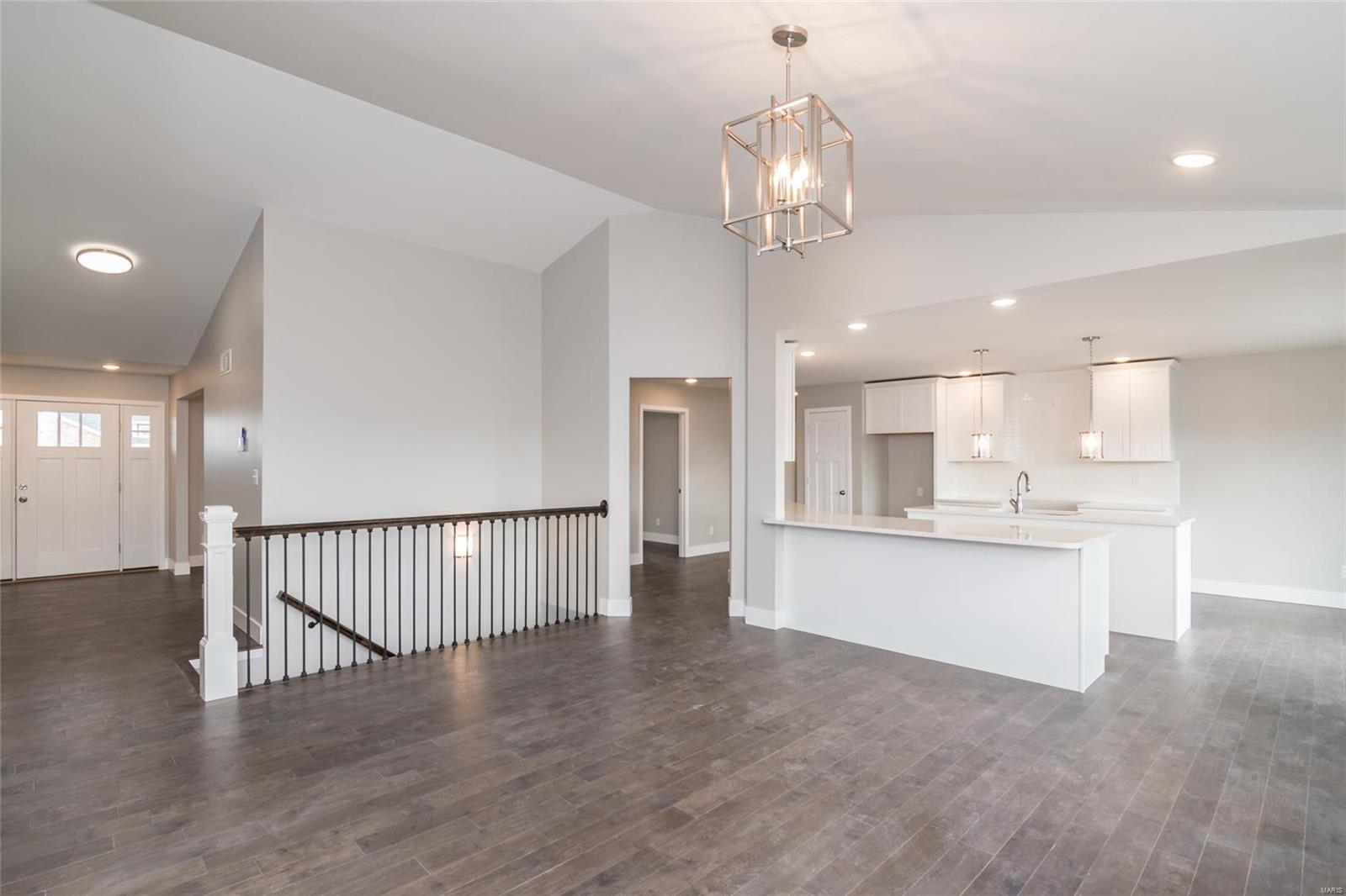 213 Ranchero Drive Hamel, IL 62046 - Photo 6 of 32