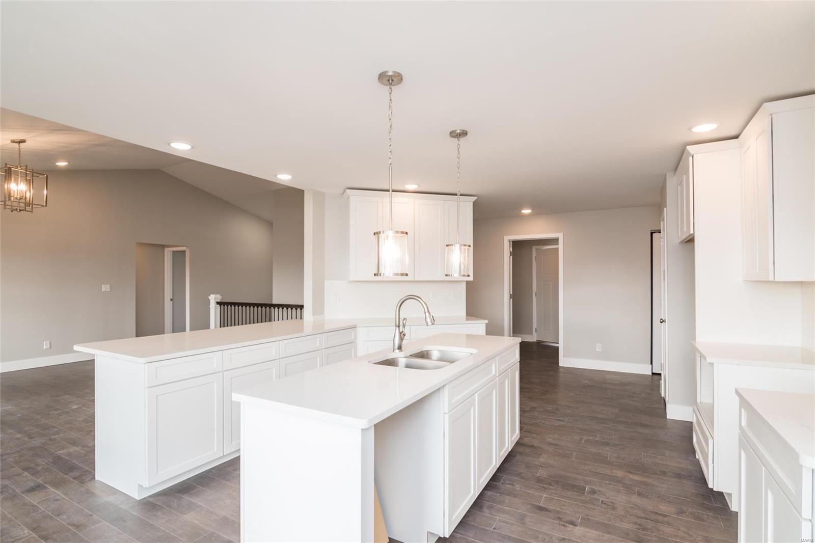213 Ranchero Drive Hamel, IL 62046 - Photo 10 of 32