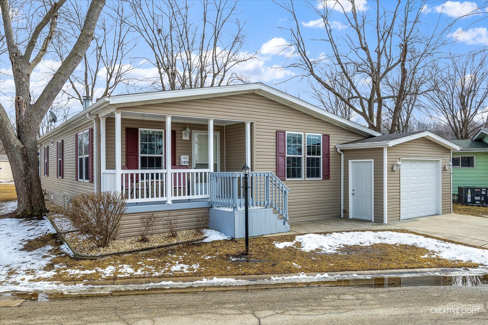 1075 Lakewood Road Elgin, IL 60123 - Photo 21 of 22