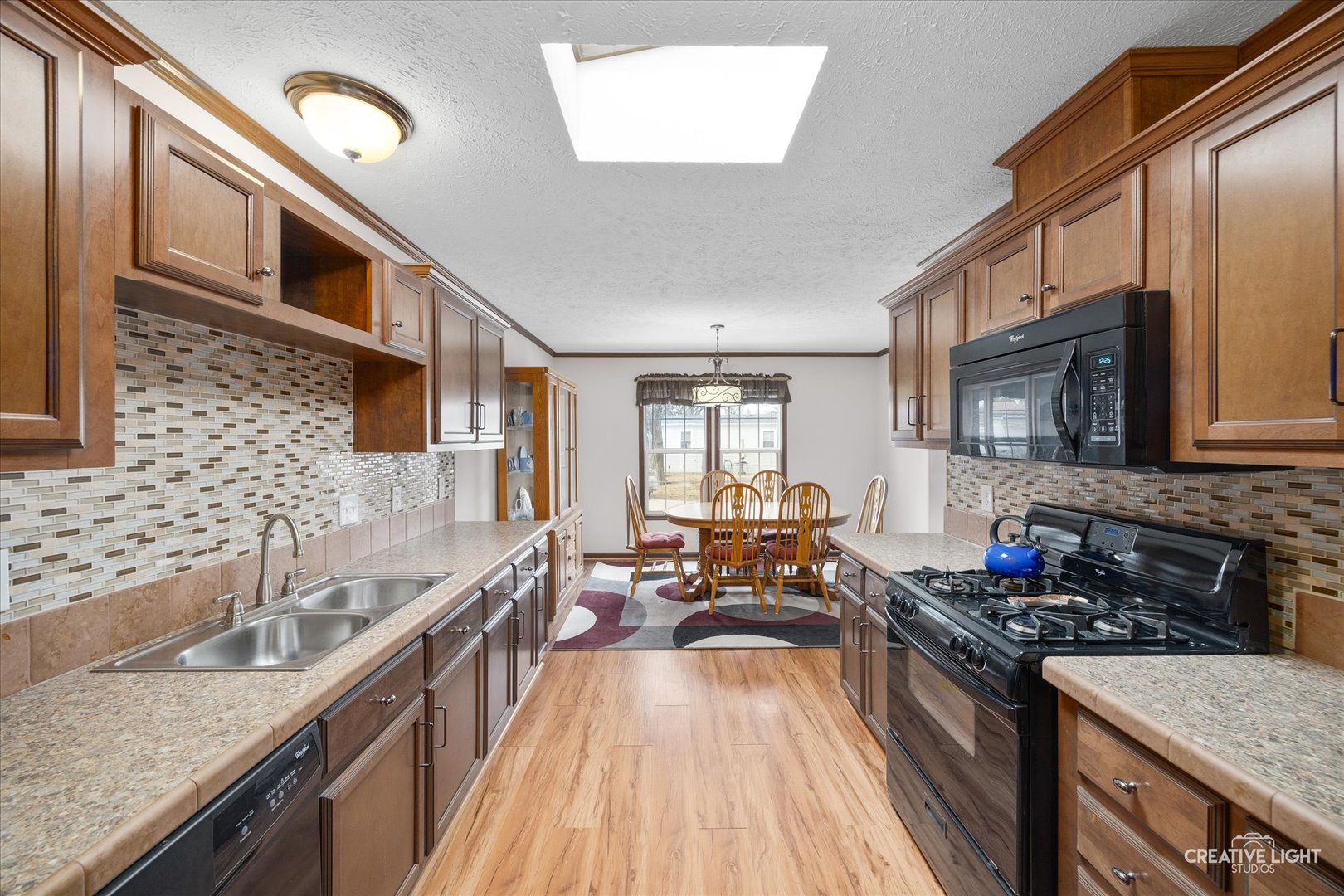 1075 Lakewood Road Elgin, IL 60123 - Photo 6 of 22