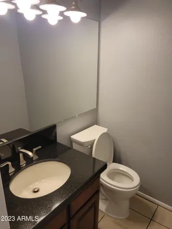 $2,000 | 815 East Grovers Avenue, Unit 30, Phoenix, AZ 85022