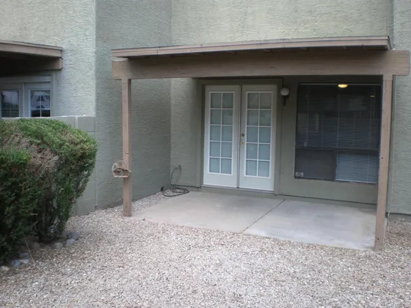 $2,000 | 815 East Grovers Avenue, Unit 30, Phoenix, AZ 85022
