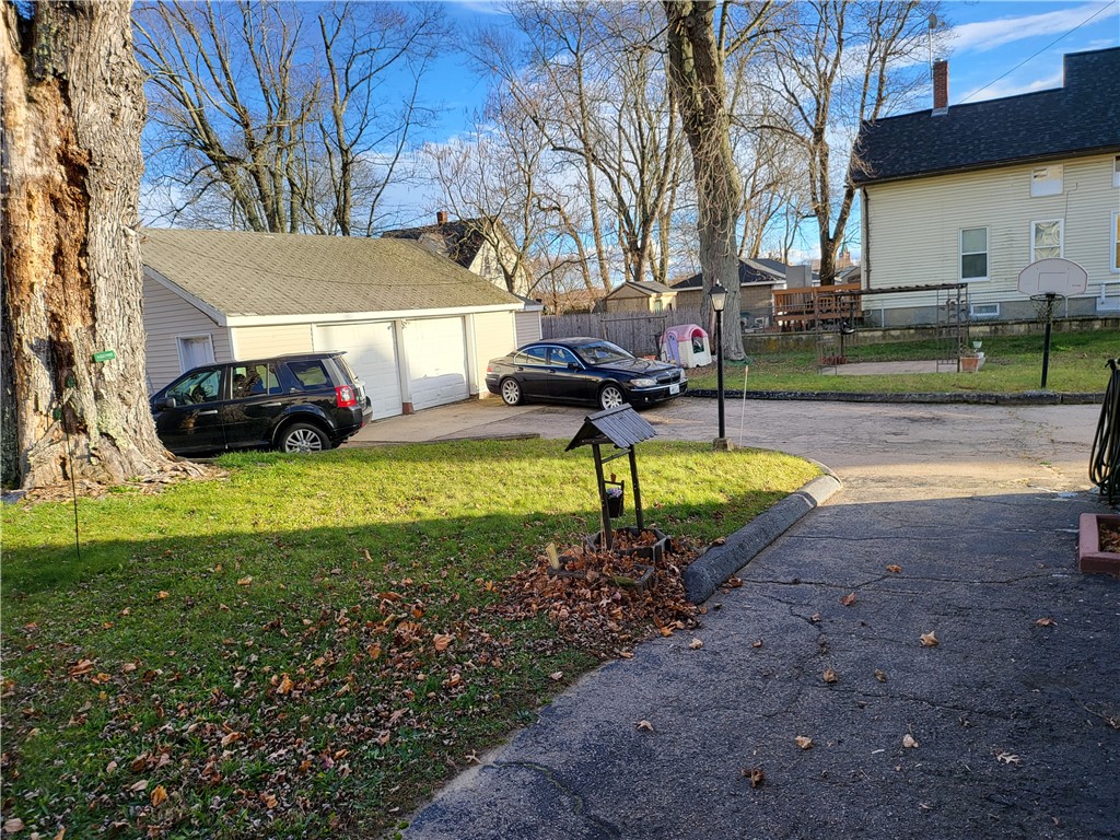 123 4th Avenue Woonsocket, RI 02895 - Photo 3 of 14