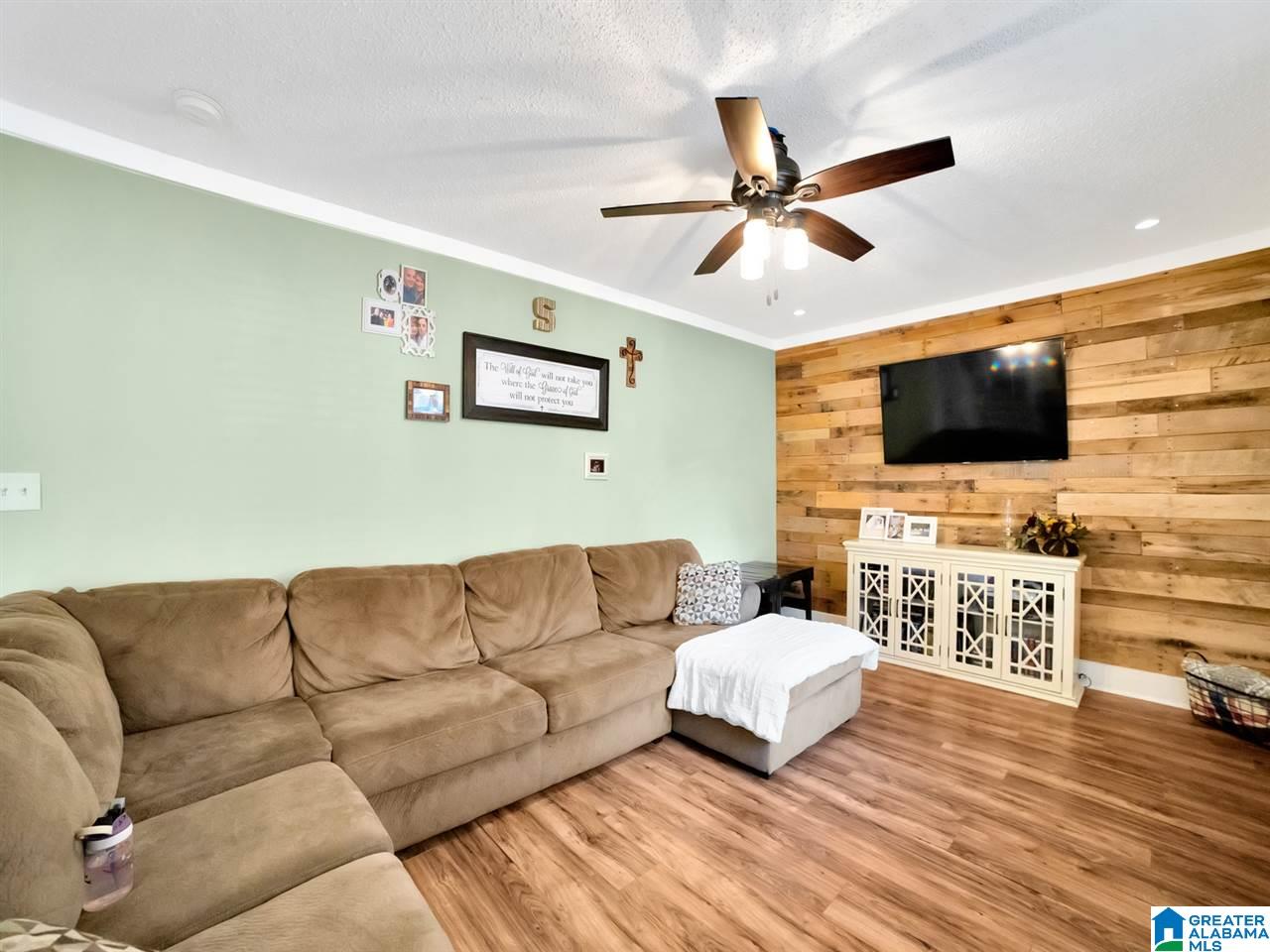 921 Frontier Drive Pelham, AL 35124 - Photo 21 of 25