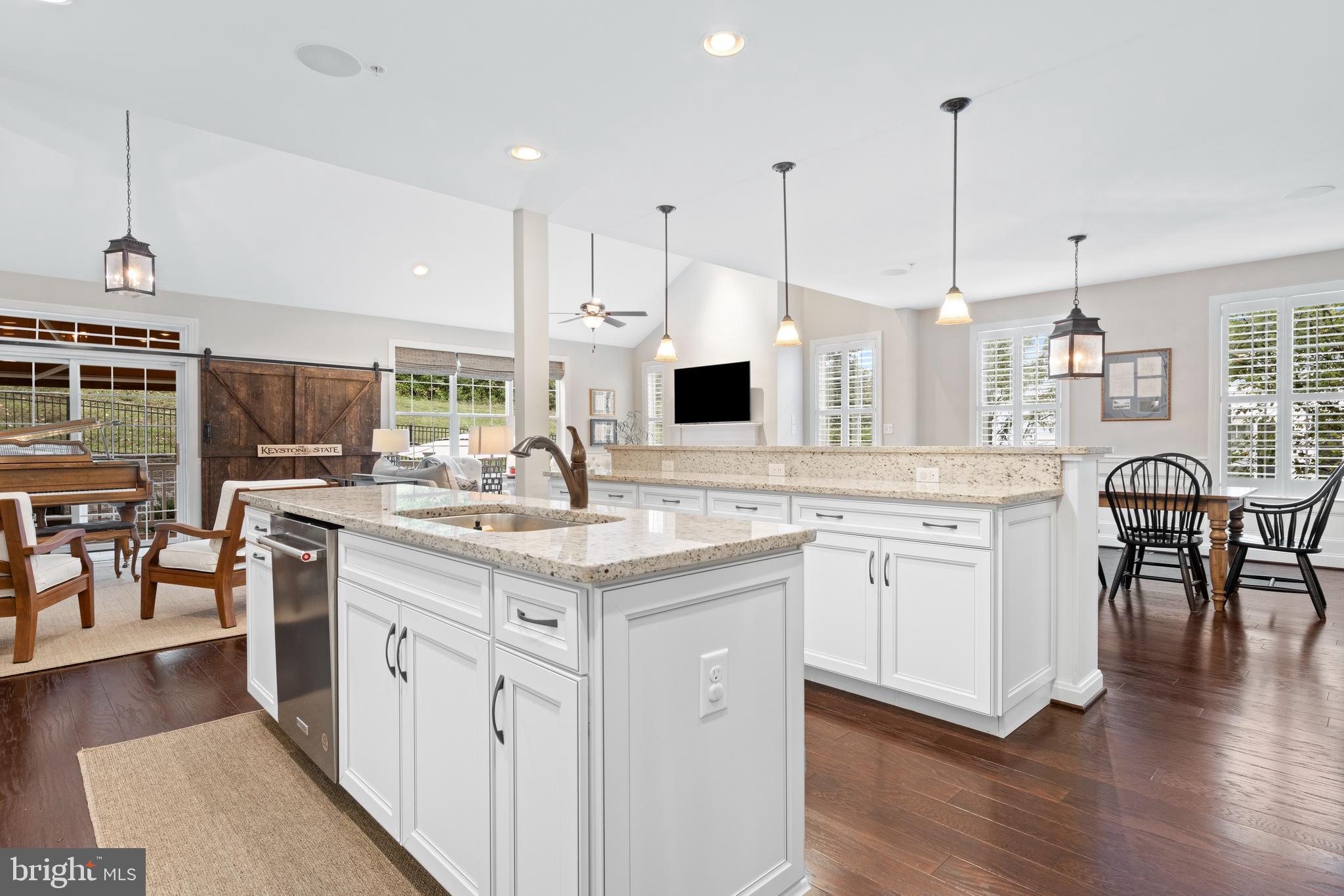 71 Skylar Circle Media, PA 19063 - Photo 10 of 40