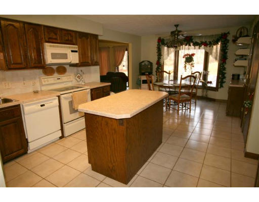 127 Carriage Road Chicopee, MA 01013 - Photo 13 of 13 Gallery Image 13