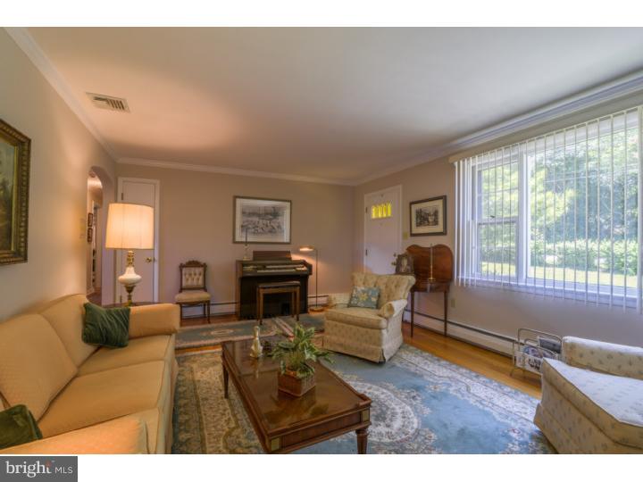 205 South Caln Road Coatesville, PA 19320 - Photo 5 of 25 Gallery Image 5