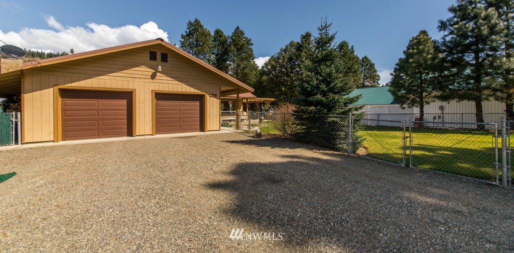 1841 Hundley Road Cle Elum, WA 98922 - Photo 3 of 16 Gallery Image 3