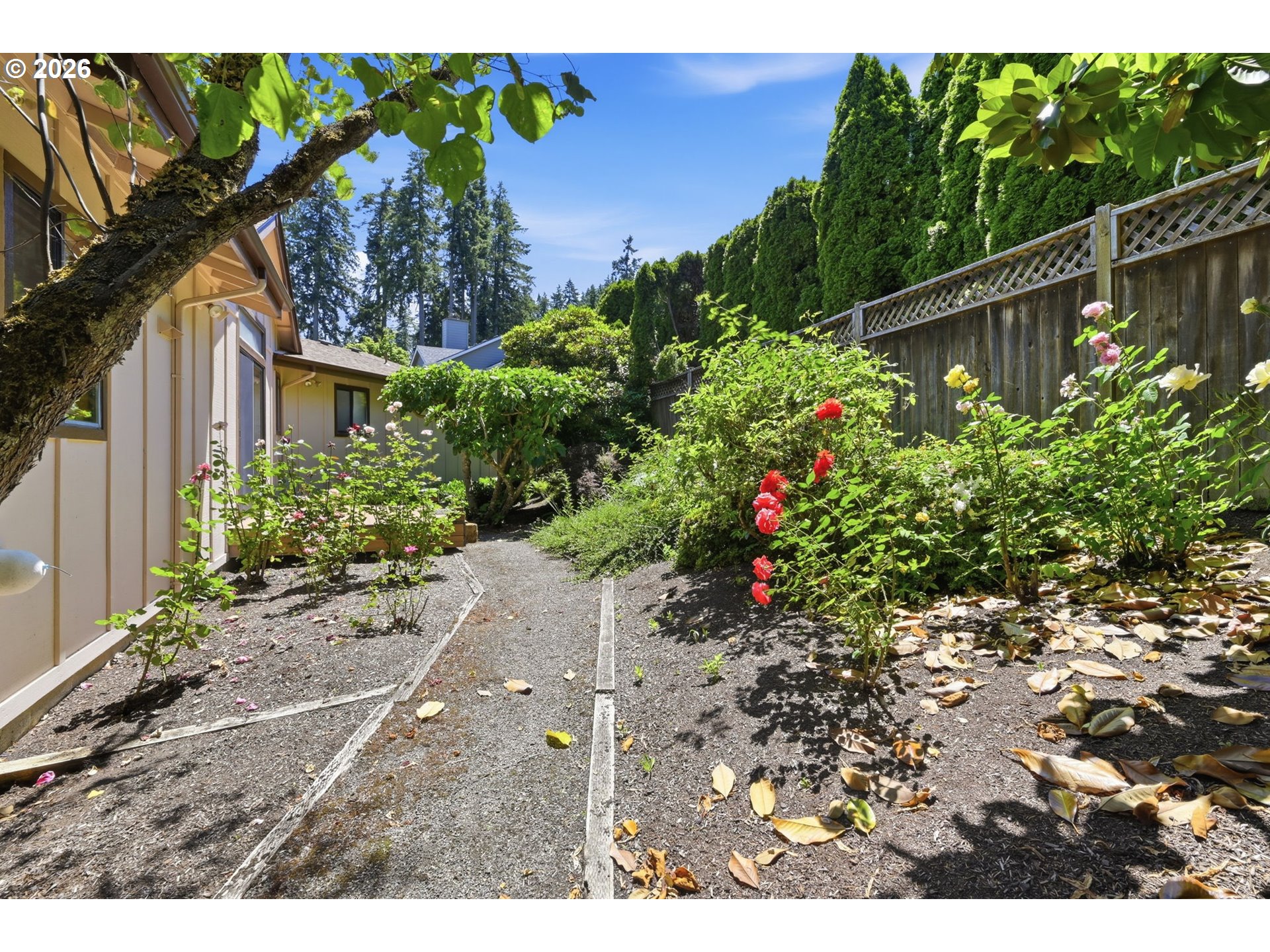 3066 Solomon Loop Eugene, OR 97405 - Photo 40 of 48