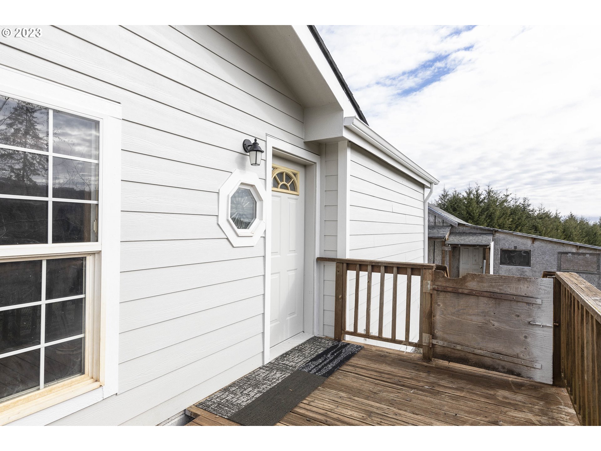 23246 Gooseneck Road Sheridan, OR 97378 - Photo 1 of 27 a view of a house with a window