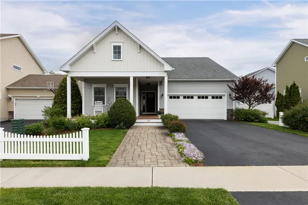 $749,900 | 55 Morningside Drive, North Kingstown, RI 02852