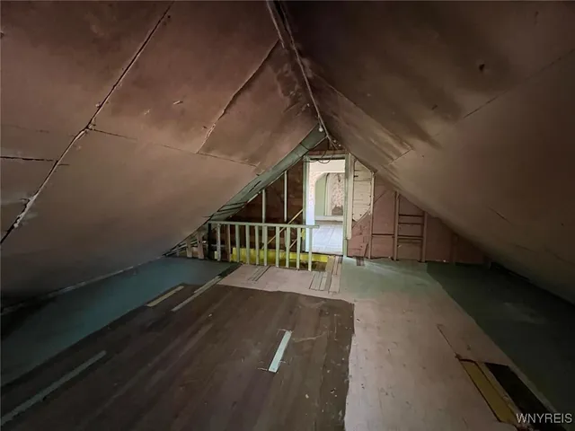 $95,000 | 642 Monroe Avenue, Evans, NY 14006